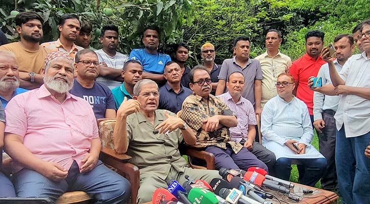 দেশের সার্বভৌমত্বের ওপর আঘাত আসছে: ফখরুল